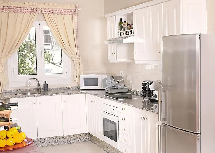 Casa Karen By Interhome 티아즈